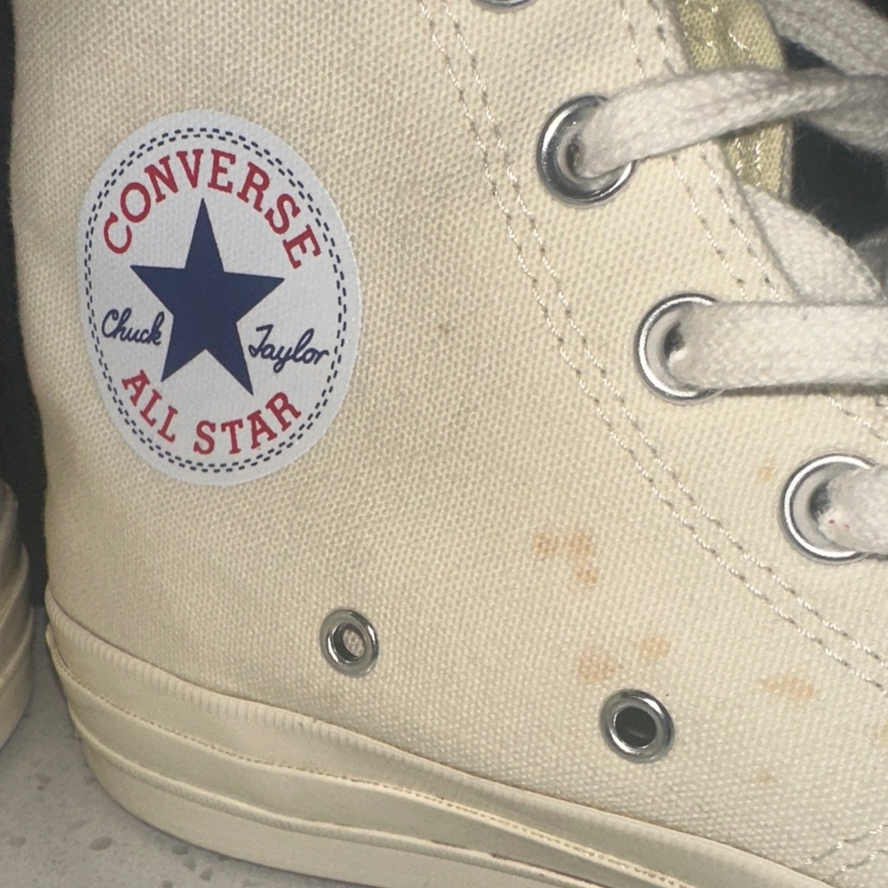 Converse High-Top Sneakers in Cream and‎ Red - Picture 3 of 13